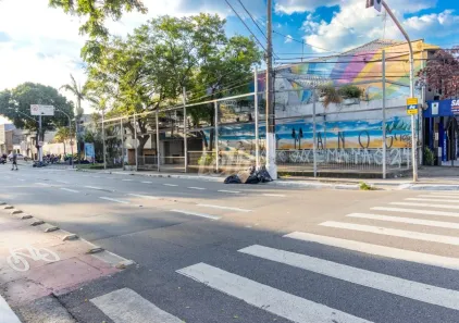 Prédio Comercial para alugar, 180m² no Santana, São Paulo