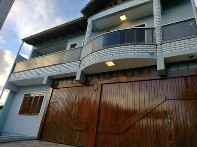 Casa com 3 Quartos à venda, 310m² no Rubem Berta, Porto Alegre