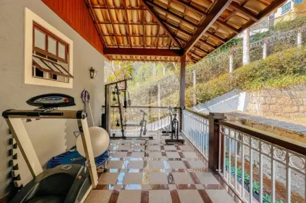 Casa com 4 Quartos à venda, 600m² no Bonsucesso, Petrópolis