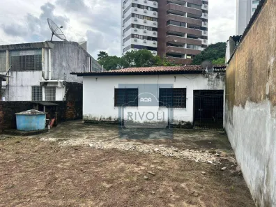 Casa com 2 Quartos para alugar, 190m² no Casa Forte, Recife