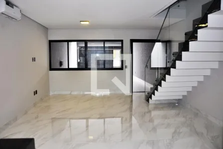 Casa com 3 Quartos à venda, 200m² no Parque Maria Domitila, São Paulo