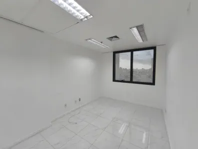 Sala Comercial com 3 Quartos para alugar, 30m² no Ipiranga, São Paulo
