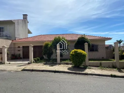 Casa com 3 Quartos à venda, 256m² no Neves, Ponta Grossa