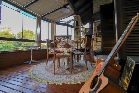 Casa de Condomínio com 4 Quartos à venda, 208m² no Nonoai, Porto Alegre