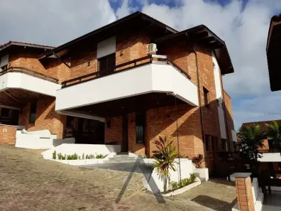 Casa de Condomínio com 5 Quartos para alugar, 340m² no Enseada, Guarujá