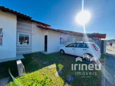 Casa com 2 Quartos para alugar, 50m² no Itinga, Araquari
