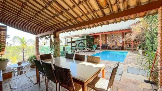 Casa com 5 Quartos à venda, 550m² no Santa Lúcia, Belo Horizonte