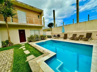 Casa de Condomínio com 3 Quartos à venda, 108m² no Maresias, São Sebastião