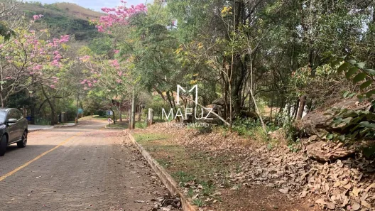 Lote/Terreno à venda, 1000m² no Vila Alpina, Nova Lima