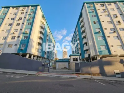 Apartamento com 2 Quartos para alugar, 60m² no Barreiros, São José