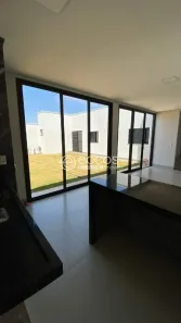 Casa com 3 Quartos à venda, 167m² no Novo Mundo, Uberlândia