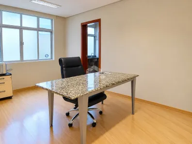 Apartamento com 2 Quartos à venda, 76m² no Centro Histórico, Porto Alegre