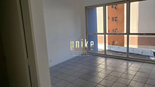Sala Comercial à venda, 28m² no Centro, São José dos Campos