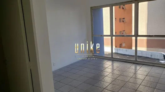 Sala Comercial à venda, 28m² no Centro, São José dos Campos