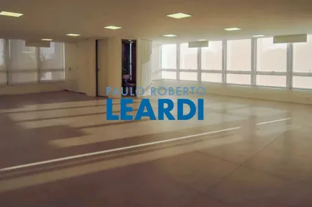 Ponto Comercial à venda, 196m² no Jardim Paulistano, São Paulo