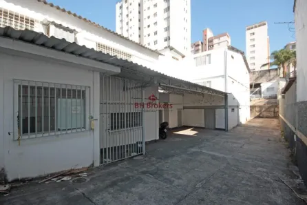 à venda, 855m² no Santa Efigênia, Belo Horizonte