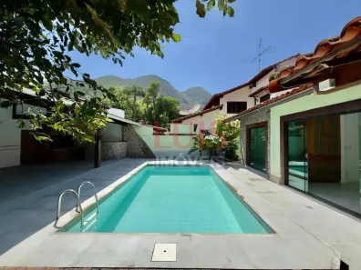 Casa com 5 Quartos à venda, 360m² no Itacoatiara, Niterói