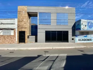 Ponto Comercial para alugar, 200m² no Centro, Marília