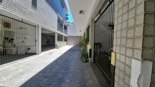 Casa de Condomínio com 2 Quartos à venda, 110m² no Ramos, Rio de Janeiro