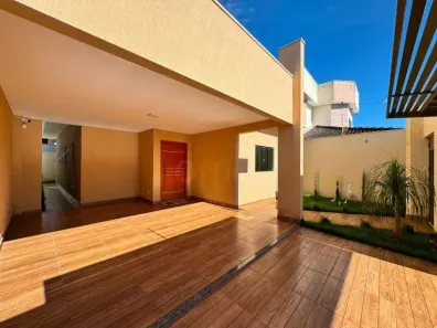 Casa com 3 Quartos à venda, 200m² no Centro, Anápolis
