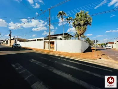 Imóvel Comercial com 4 Quartos para alugar, 720m² no , Jardinópolis