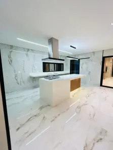 Casa de Condomínio com 5 Quartos à venda, 381m² no Cidade Alpha, Eusébio