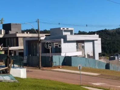 Casa de Condomínio com 3 Quartos à venda, 290m² no Vila Nova, Porto Alegre