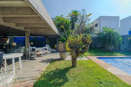 Casa com 3 Quartos à venda, 313m² no Sumaré, São Paulo