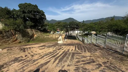 Lote/Terreno à venda, 960m² no Guaratiba, Rio de Janeiro