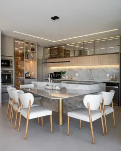 Sobrado com 3 Quartos à venda, 300m² no Jardins França, Goiânia