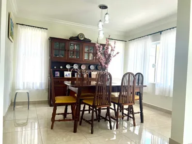 Casa com 4 Quartos à venda, 218m² no Jardim Nova Europa, Campinas