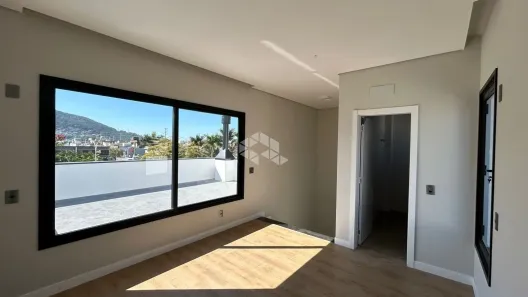 Casa de Condomínio com 4 Quartos à venda, 199m² no Beira Rio, Biguaçu