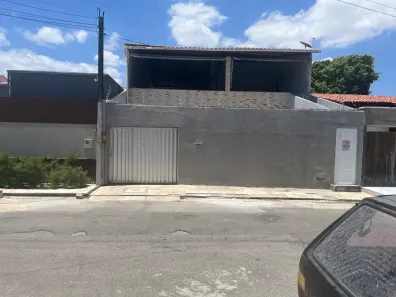 Casa com 4 Quartos à venda, 180m² no Mondubim, Fortaleza