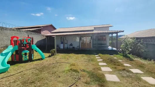 Fazenda/Sítio com 3 Quartos à venda, 220m² no Fernão Dias, Esmeraldas