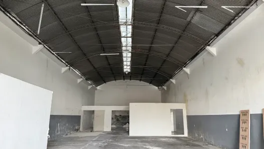 Galpão/Depósito/Armazém para alugar, 650m² no Cordovil, Rio de Janeiro