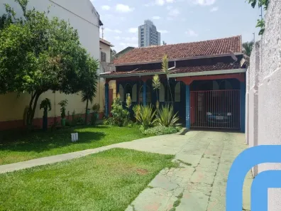 Imóvel Comercial com 3 Quartos à venda, 190m² no Nova Suiça, Goiânia
