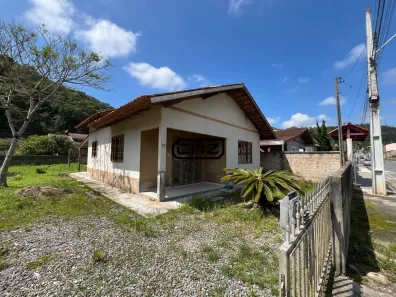 Casa com 2 Quartos para alugar, 65m² no Limeira Baixa, Brusque