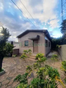 Casa com 3 Quartos à venda, 300m² no Centro, Caxias do Sul