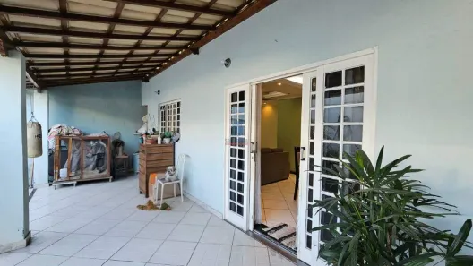 Casa com 3 Quartos à venda, 180m² no Oitis, Contagem