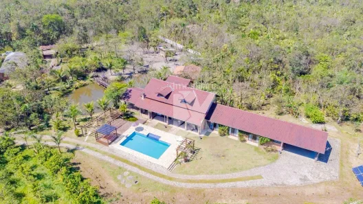 Fazenda/Sítio com 7 Quartos à venda, 933m² no , Morretes