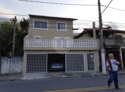 Sobrado com 2 Quartos à venda, 170m² no km 18, Osasco