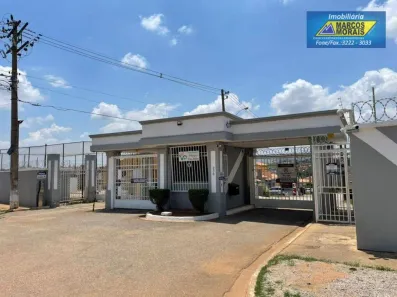 Casa de Condomínio com 3 Quartos à venda, 80m² no Wanel Ville, Sorocaba