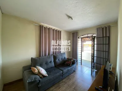 Casa com 2 Quartos à venda, 150m² no Eldorado, Contagem