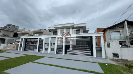 Sobrado com 3 Quartos à venda, 175m² no Ingleses do Rio Vermelho, Florianópolis