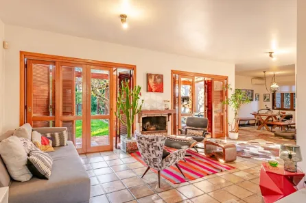 Casa com 3 Quartos à venda, 557m² no Ipanema, Porto Alegre