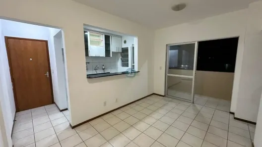 Apartamento com 2 Quartos para alugar, 62m² no Serraria, São José