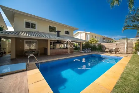 Casa de Condomínio com 4 Quartos à venda, 373m² no Bosque do Vianna, Cotia