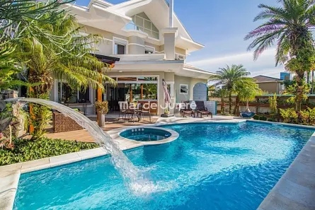 Casa com 5 Quartos à venda, 550m² no Jurerê Internacional, Florianópolis