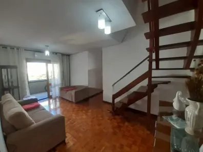 Apartamento com 3 Quartos para alugar, 158m² no Camaquã, Porto Alegre