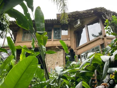 Casa com 5 Quartos à venda, 254m² no Perequê, Ilhabela
